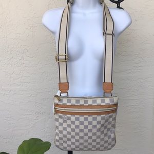 Louis Vuitton Pochette Bosphore Shoulder Bag